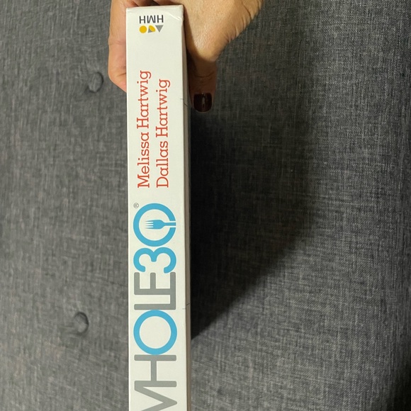 The Whole30: The 30-Day Guide to Total Health and Food Freedom - Picture 4 of 4